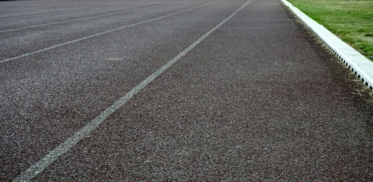 How Professional Sealcoating Extends the Life of Your Pavement