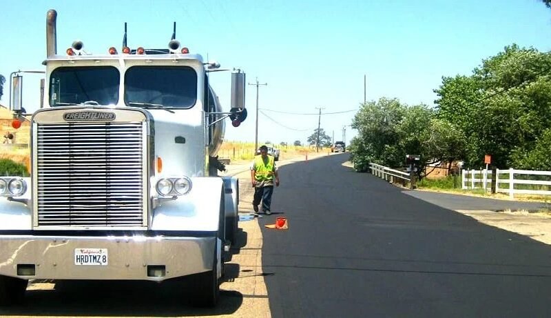 5 Signs Your Asphalt Needs Immediate Resurfacing