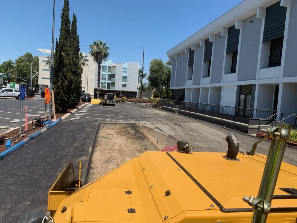 64686044444__1E40E2C0-64A9-4261-A7E1-A4EE065B8E3B